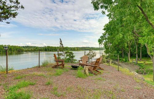 Riverfront Hudson Valley Gem with Beach Access! - Foto 15