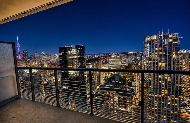 Quiet Medical Stay Condo - Walk to Hospitals, Uhn, Sickkids - Fast Wifi, Balcony - Foto 8