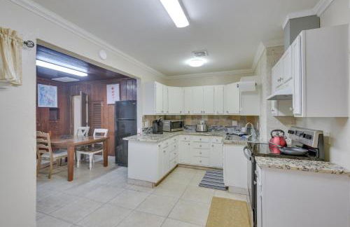 Cozy Oklahoma City Home with Deck and Gas Grill! - Foto 8