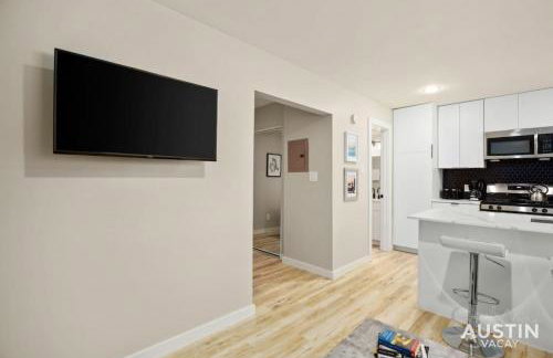 Easy Access to UT Campus Shared Pool and Parking - Foto 6