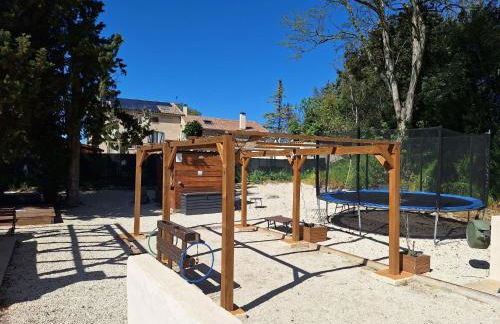 Apartment Valentins Gîte Moulin de Tartay in Avignon by Interhome - Photo 23