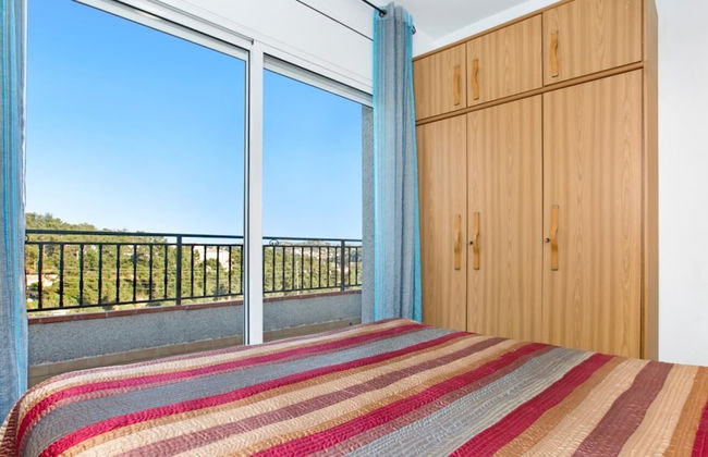 Alonso in Vidreres With 4 Bedrooms and 1 Bathrooms - Photo 15