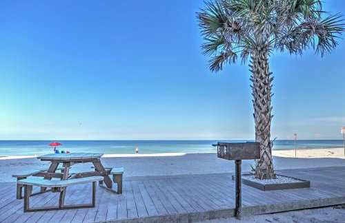 Beachfront St Petersburg Condo with Community Pool! - Foto 23