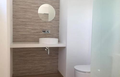 Lisbon South Bay modern apartment with river view - Foto 8