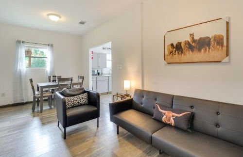 4 Mi to Lake Bastrop Pet-Friendly Apartment! - Foto 1