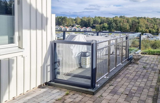 8 Person Holiday Home in Stromstad - Photo 16