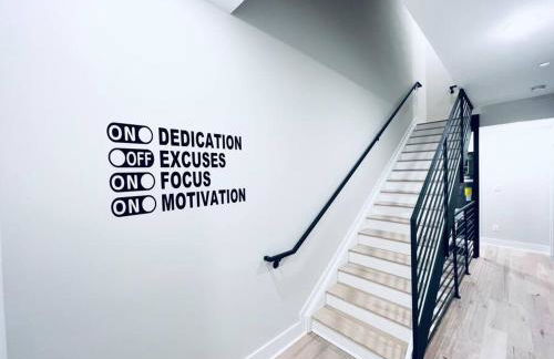 Designer 3BDR Penthouse with Private Rooftop Monument Views Near Popular H Street Corridor Parking Included Free Cancellation - Foto 34