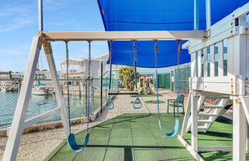 Oceanview Retreat with 60ft Seawall - Foto 39