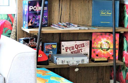 Lakeland Lodge with private Hot Tub and fishing - Foto 12