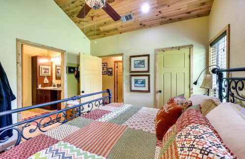 Flag Hole Riverfront Cabin Near Local Attractions! - Foto 16