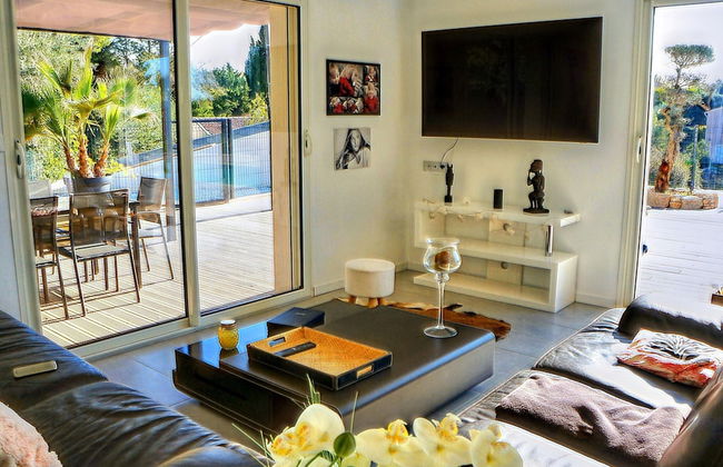 Beautiful Holiday Home With Garden - Foto 21