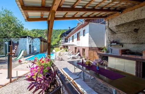 4 Bedroom Stunning Home In Plaski - Foto 20