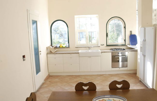 Cozy Holiday Home in Trecase With Balcony - Casa per Ferie - Foto 13