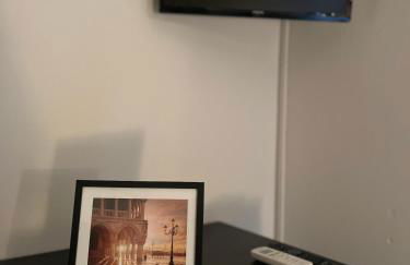 Teps home Airport Venice - Photo 17