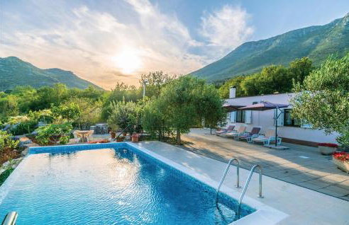 Lovely Home In Vrgorac - Foto 1