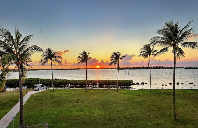 Waterfront Luxury Villa With Sunset Views And Boat Slip 3 Bedroom Villa by RedAwning - Foto 22