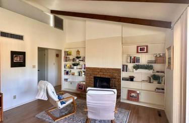 3.2 near University and Memorial Hospital - Photo 18