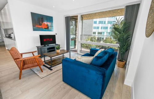 Modern 2 Bedroom with Superking Bed & Balcony views Near Wembley - Foto 5