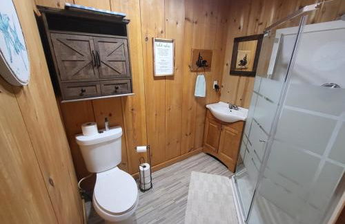 Spacious, modern, home by the lake! - Foto 32