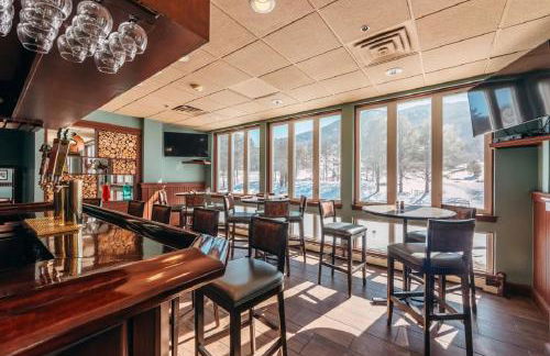 Enjoy snowball fights or romantic nights in a 1BD vacation apartment - Foto 31