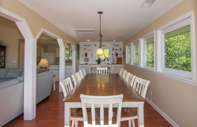 Spacious Ocean View Home w/ New Furniture, Huge Deck, & Wifi - Foto 14