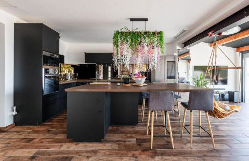 Bella Villa Piscine & jacuzzi - Photo 17