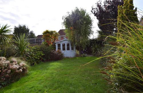 Highwoods Haven Luxury Stay with Garden and Parking - Foto 31