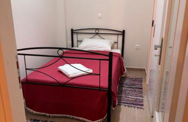 Tami House - Photo 19