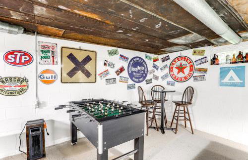 Fire Pit and Game Room Family Home in Marshall - Foto 29