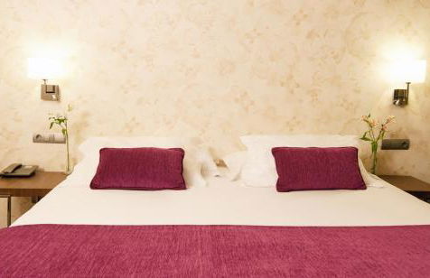 Apartosuites Jardines de Sabatini - Photo 63