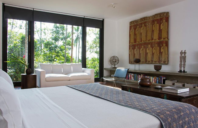 Historically Important Architecturally Stunning Hilltop Villa - Photo 31