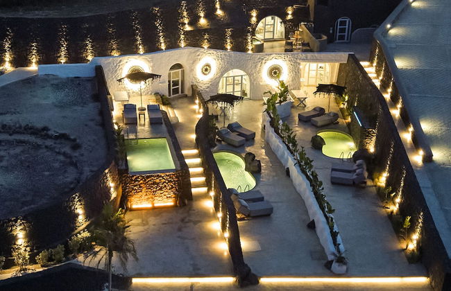 Theano Cave Suites & Villas - Photo 1