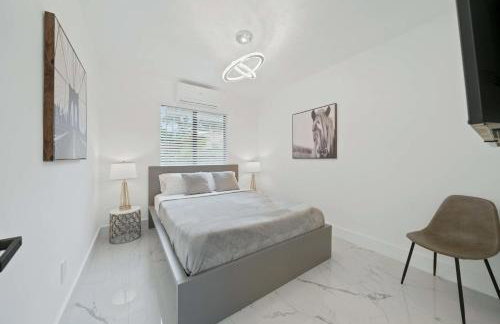 Luxury Villa Azure with Heated Pool 20 minutes to Beach - Foto 40