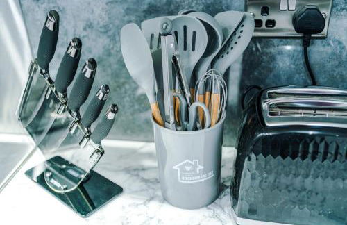 3BR Elegant House in Leeds Sleeps 6 Parking - Foto 10