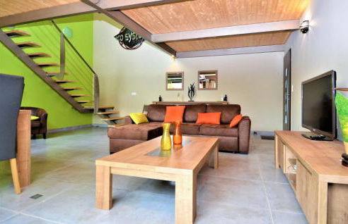 Amazing Home In Sauveterre With Wifi - Foto 3