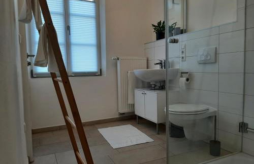 Zentrale Lage I historisch I Parkplatz I Fahrradkeller - Foto 12