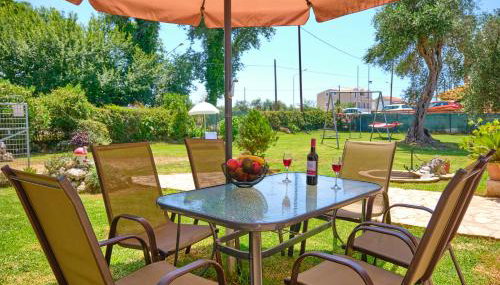 Noufris House Roda Corfu - Foto 2, Garden