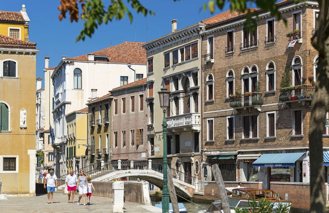 Palazzo Guardi - Photo 1