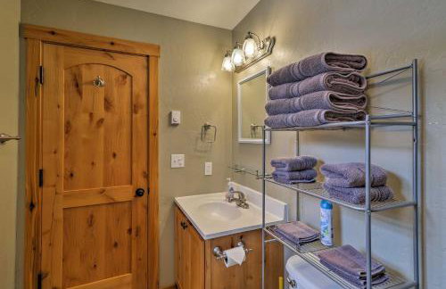 Hungry Horse Cabin Deck, Fire Pit, Near Glacier! - Foto 12