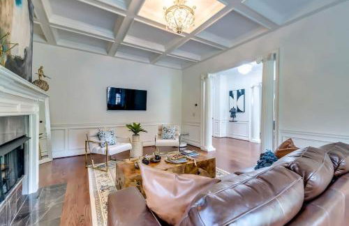 Luxe, Gated & Fenced Buckhead6BD85Bth,Sleeps 12 - Foto 46