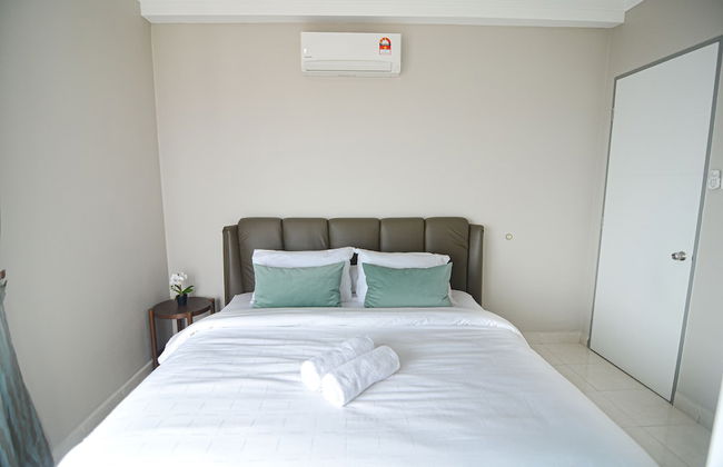 Dahlia Home at Rafflesia Condominium - Photo 8