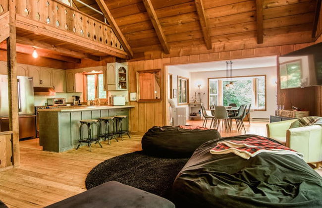 Northern Nights Chalet by Wanderlust Abodes - Foto 32