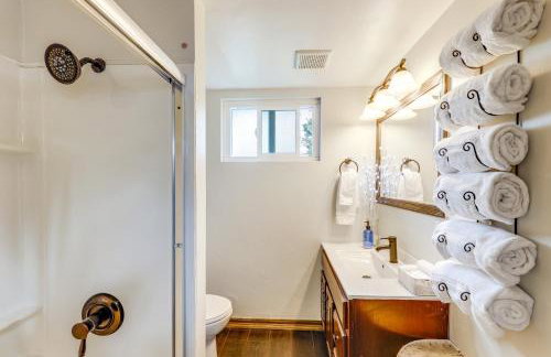 2 Mi to Lake Arrowhead! Mtn-View Hideaway with Deck - Foto 15