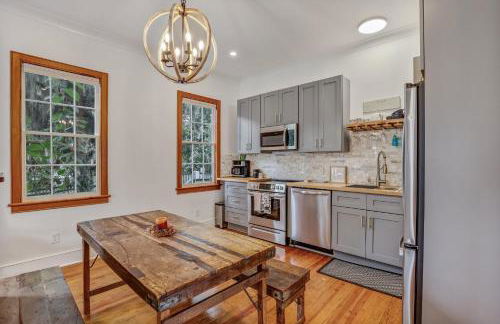 Gallery 1897 - Photo 8