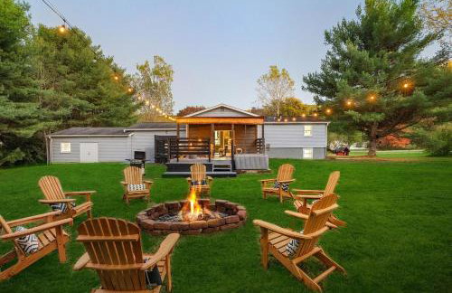Near Ithaca! Hot Tub! LRG Home! Sleeps 8 Dogs ok! - Foto 31