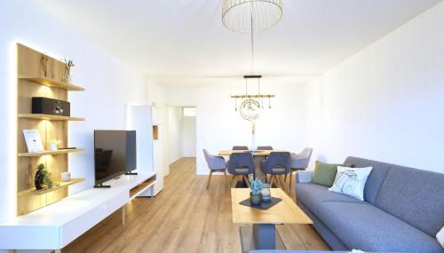 Topeingerichtete große 2-Zimmer Wohnung - Foto 1