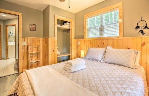 Hike and Zip-Line Red River Gorge Cabin with Hot Tub! - Foto 22