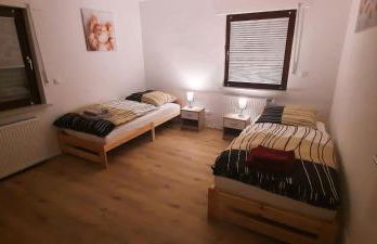 Haus Langert - Einfamilienhaus mit Terrasse und Garten zur alleinigen Nutzung - Foto 21