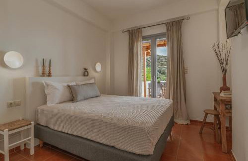 Agia Marina Apartments - Photo 8