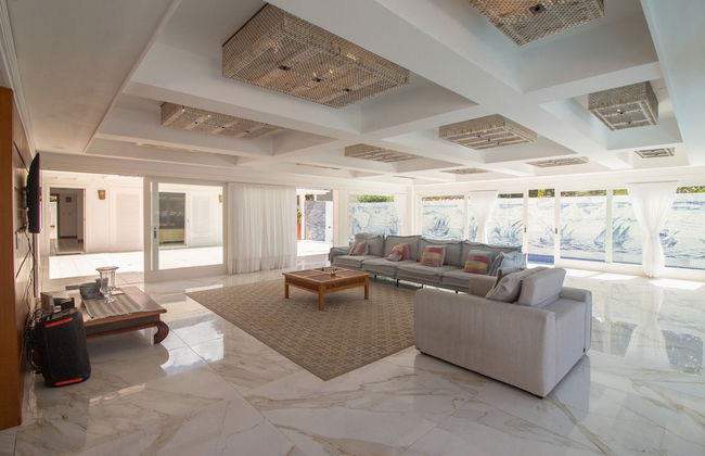 Mansão Pé na Areia Ferradura com 4Suítes - Foto 21